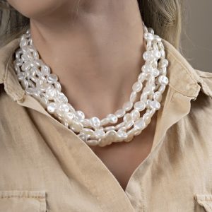 Colar Pérola Elegância Atemporal